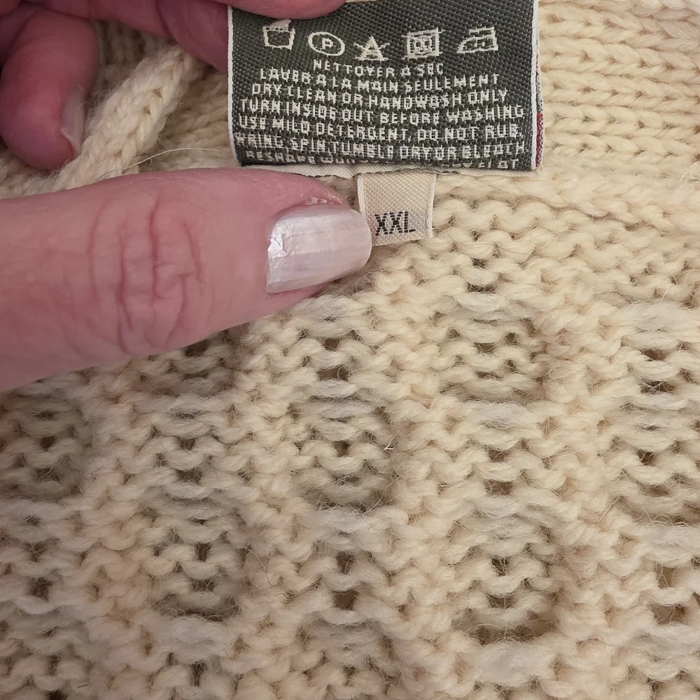 Carraigdonn Cardigan - Picture 3 of 11